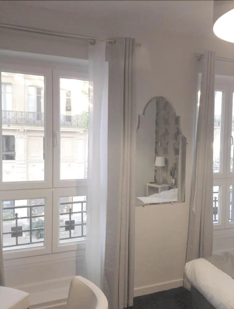 Regina Boutique Hotel Avignon 3*,  France