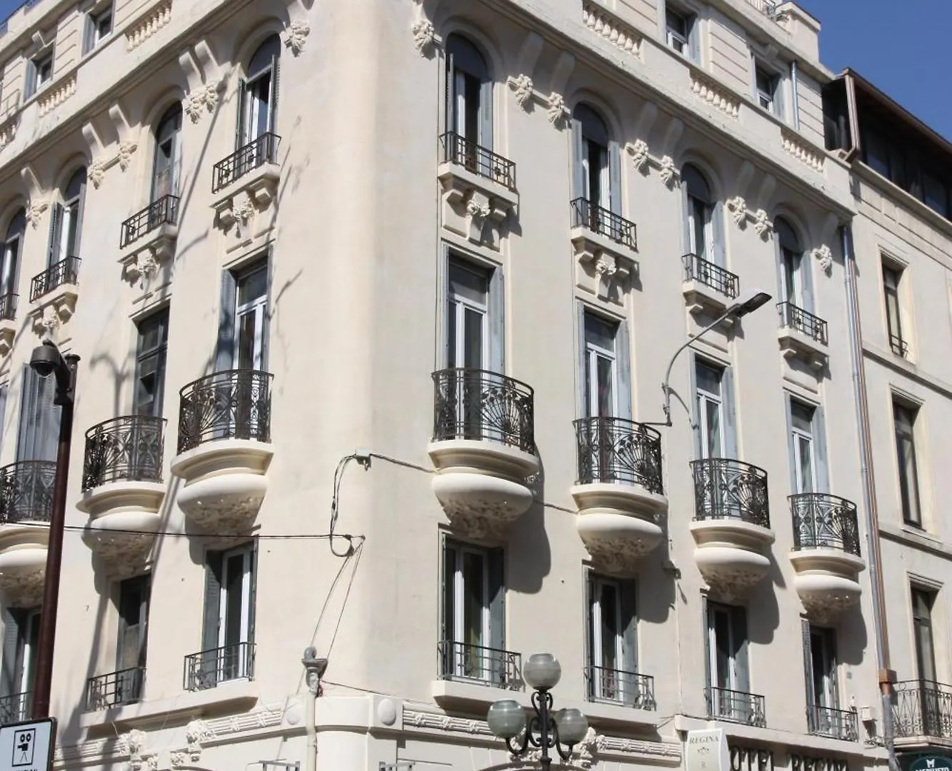 ***  Regina Boutique Hotel Avignon France